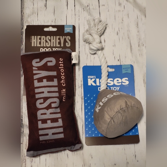 New 2 pet chocolate squeaky plush toys. - Picture 2 of 5